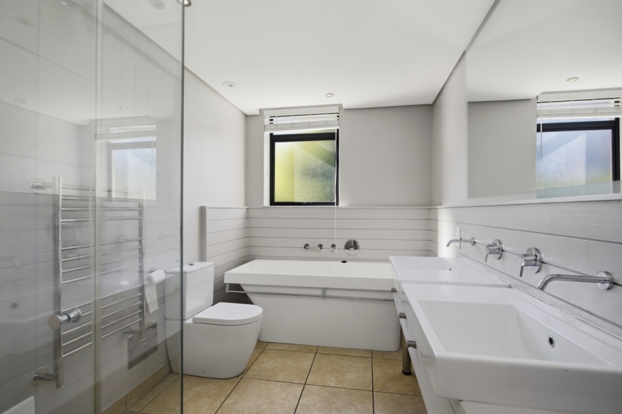 4 Bedroom Property for Sale in Pearl Valley at Val de Vie Western Cape